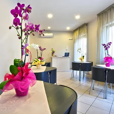 Il Fiore In Stanza 3* Itri